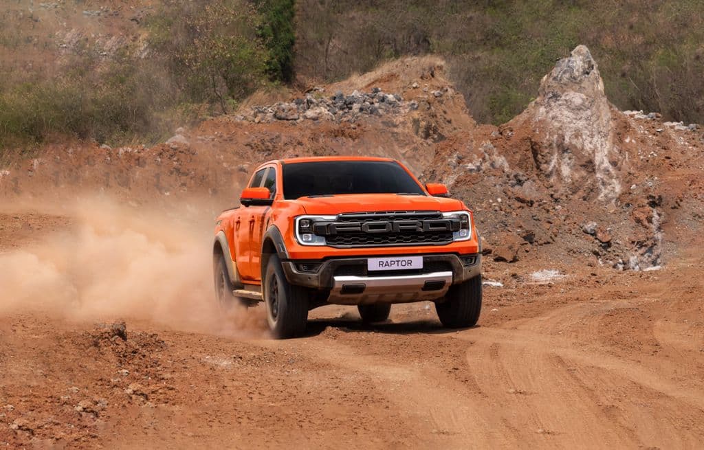 Ford Quận 7 - Showroom và xe Ford